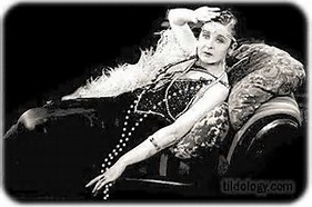 vintage woman on fainting couch