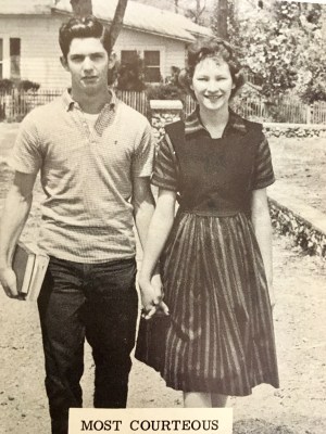 27C903B4-2D89-4B87-8B00-B54A7F316BBA