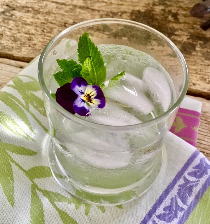 6D8B13DF-D837-44B4-97F7-667344F7836C